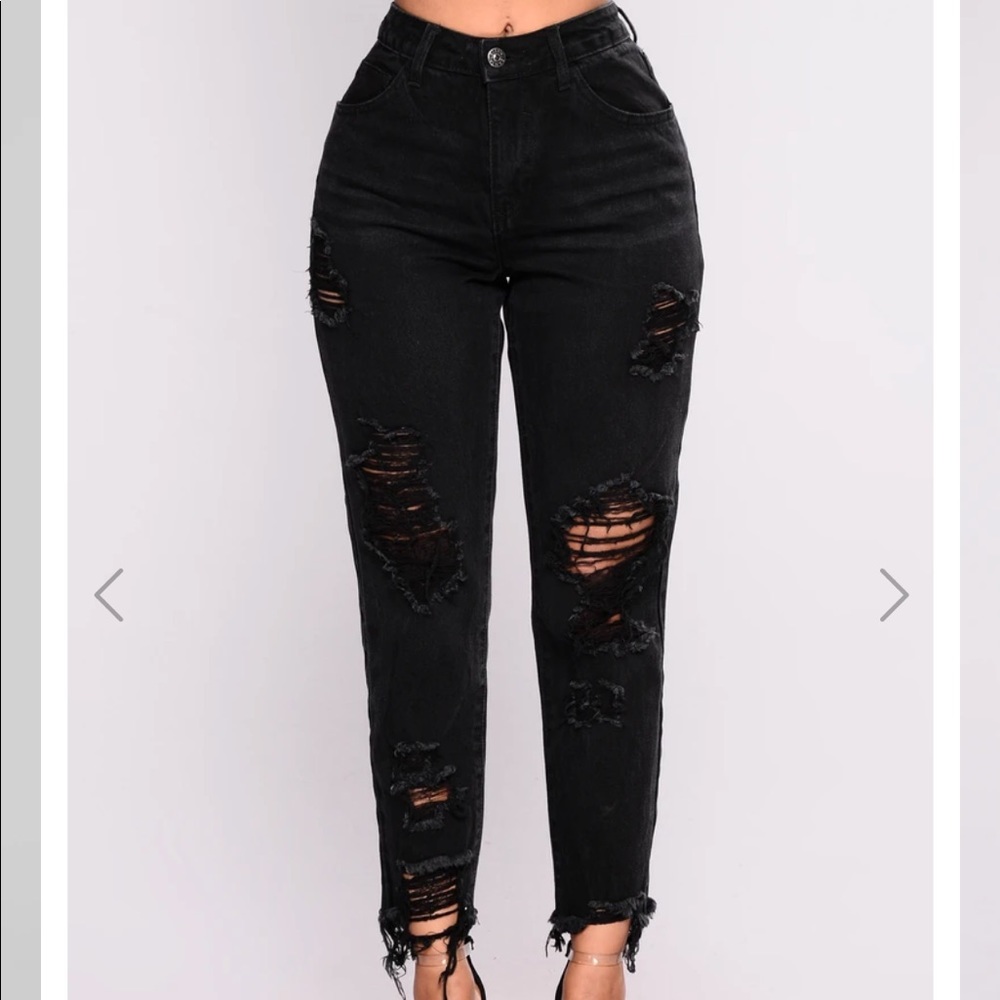 New with Tags: Black distressed boyfriend jeans